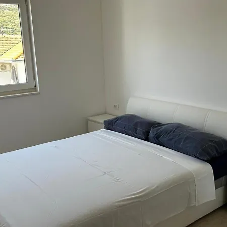 Sunny Day , Three Bedroom With Pool Apartamento